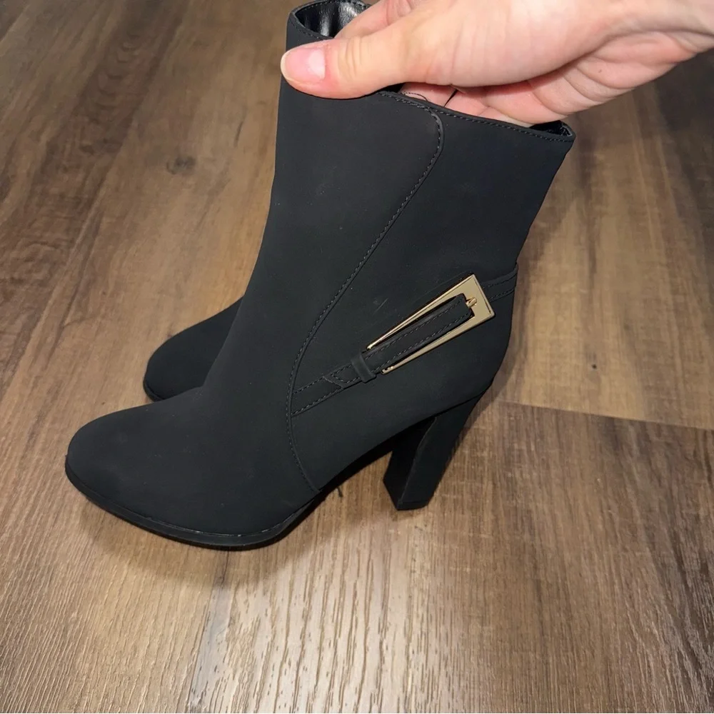 NWOT Impo Black Ankle Booties